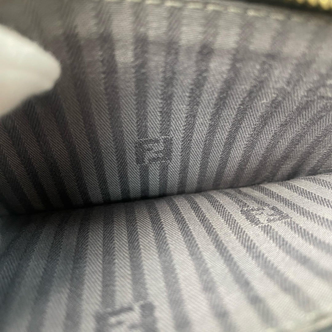 美品 フェンディ FENDI レディース 長財布 トゥージュール フラップ ロングウォレット