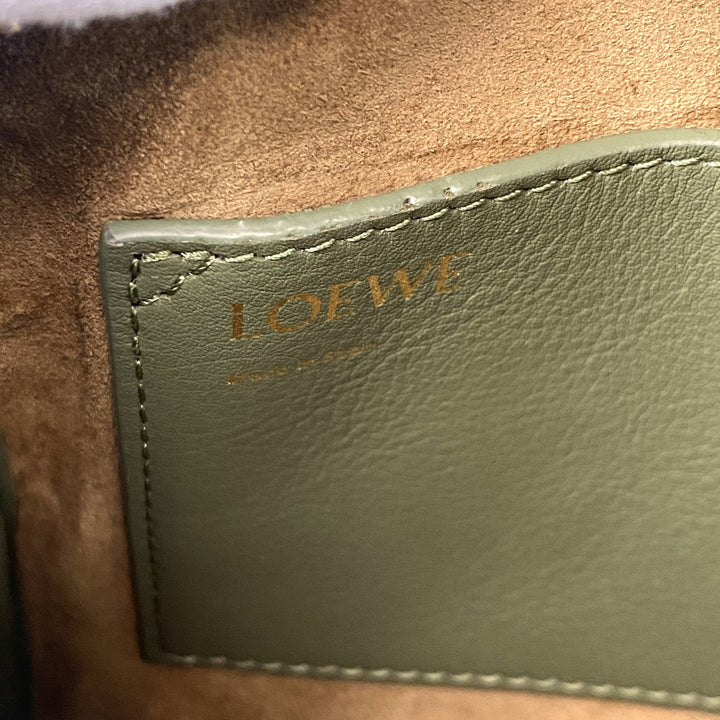 [大幅値下げ]美品 ロエベ LOEWE レディース アマソナ 16 2way ショルダーバッグ ハンドバッグ 斜めがけ クロスボディ