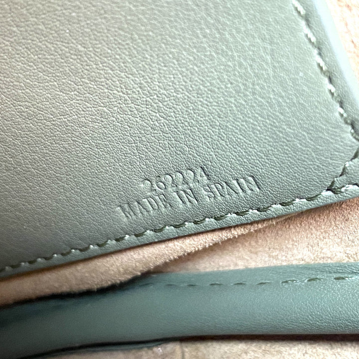 [大幅値下げ]美品 ロエベ LOEWE レディース アマソナ 16 2way ショルダーバッグ ハンドバッグ 斜めがけ クロスボディ