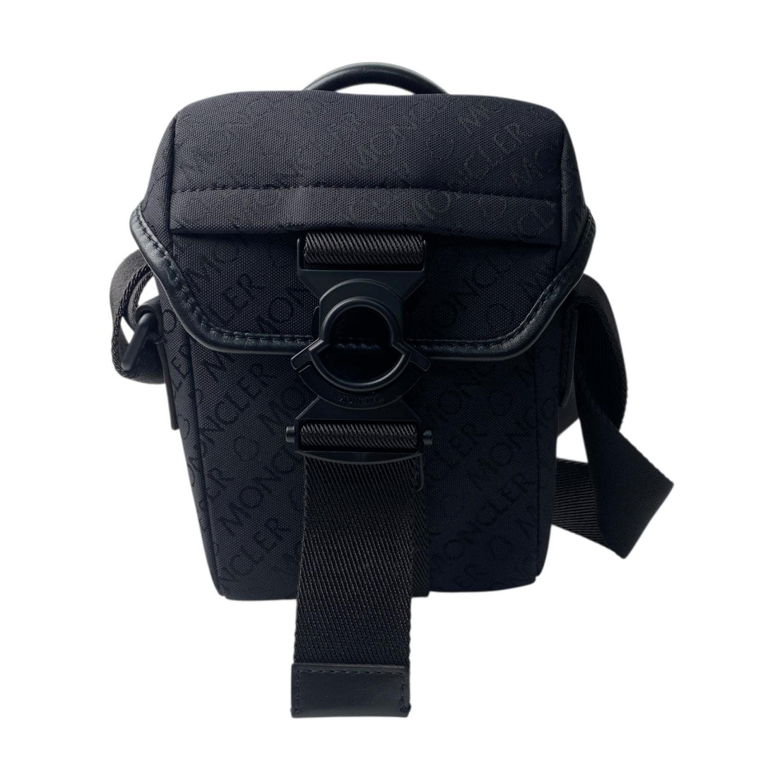 未使用 モンクレール MONCER メンズ ミニ ショルダーバッグ ポシェット 斜めがけ クロスボディ