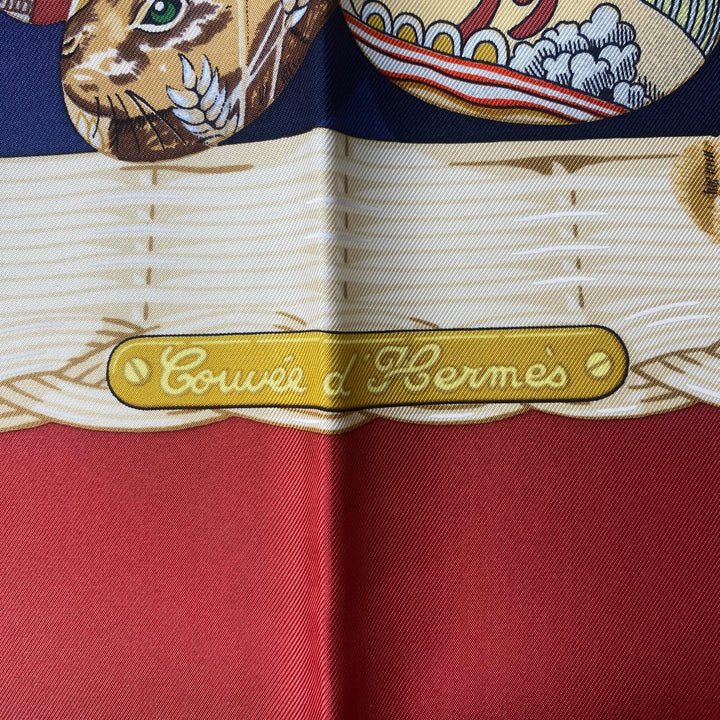 美品 エルメス HERMES レディース カレ90 COUVEE D'HERMES（エルメスの卵）