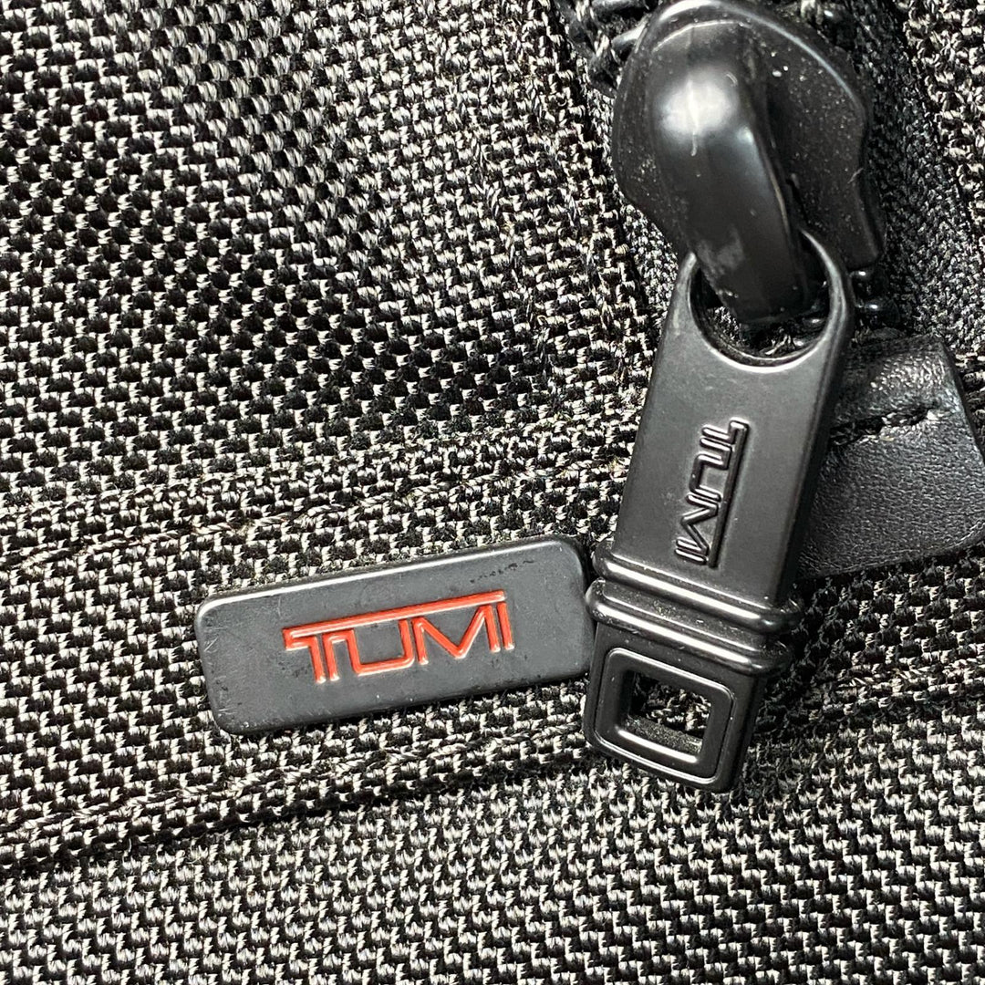 トゥミ TUMI ナイロン 2way ショルダーバッグ ボストンバッグ ALPHA スポーツ・ダッフル 斜めがけ クロスボディ メンズ