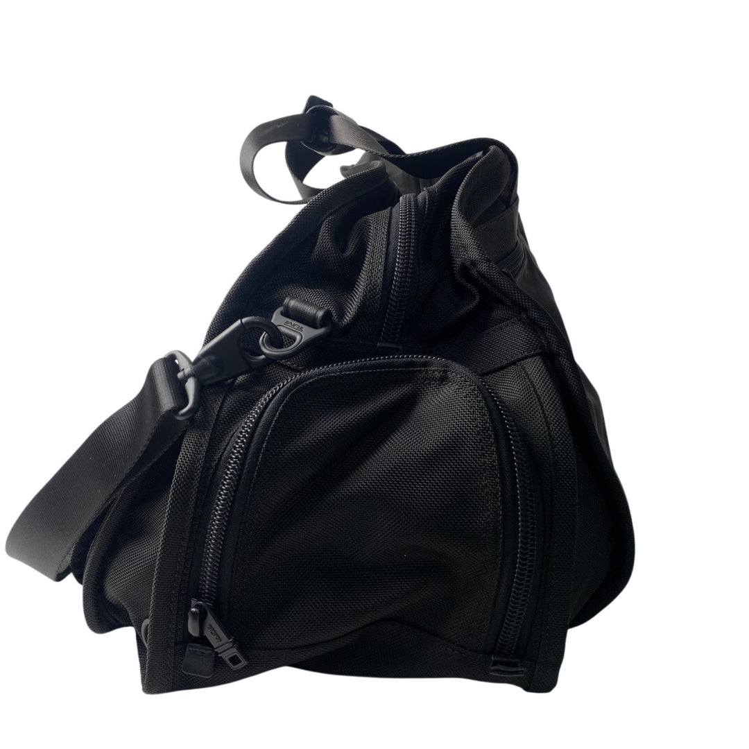 トゥミ TUMI ナイロン 2way ショルダーバッグ ボストンバッグ ALPHA スポーツ・ダッフル 斜めがけ クロスボディ メンズ