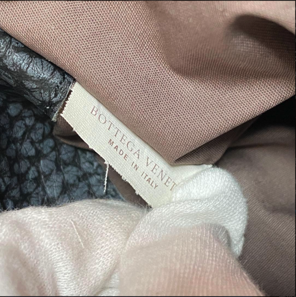 BOTTEGA VENETA メッセンジャーバッグ ショルダーバッグ イントレ 斜めがけ クロスボディ メンズ