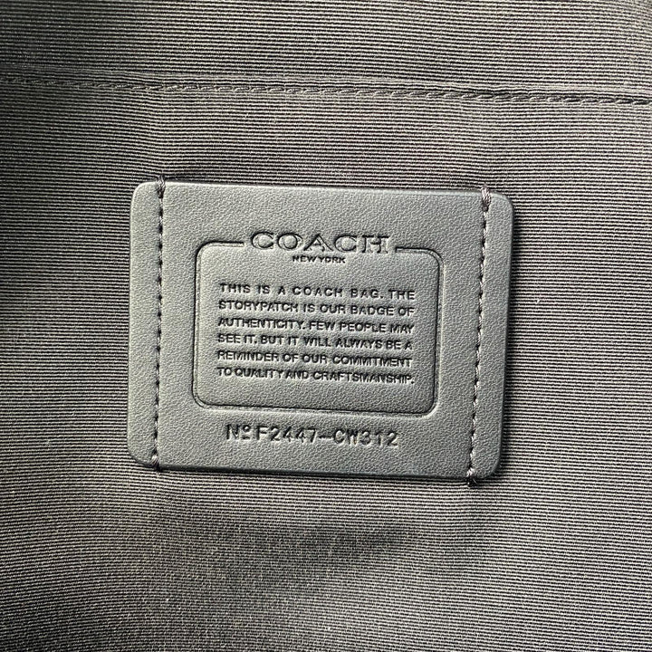 美品 コーチ coach 迷彩 カモフラ ボディバッグ 斜めがけ クロスボディ メンズ