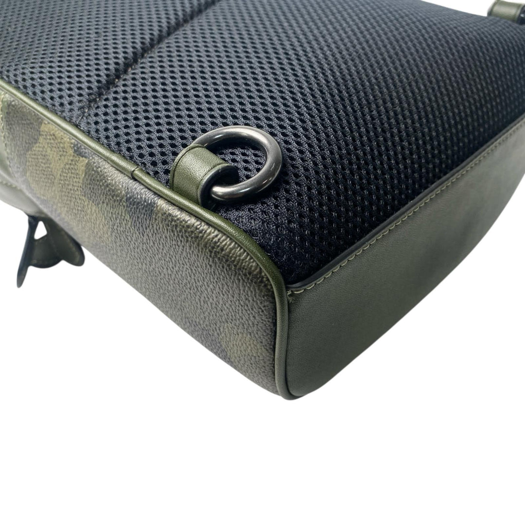 美品 コーチ coach 迷彩 カモフラ ボディバッグ 斜めがけ クロスボディ メンズ