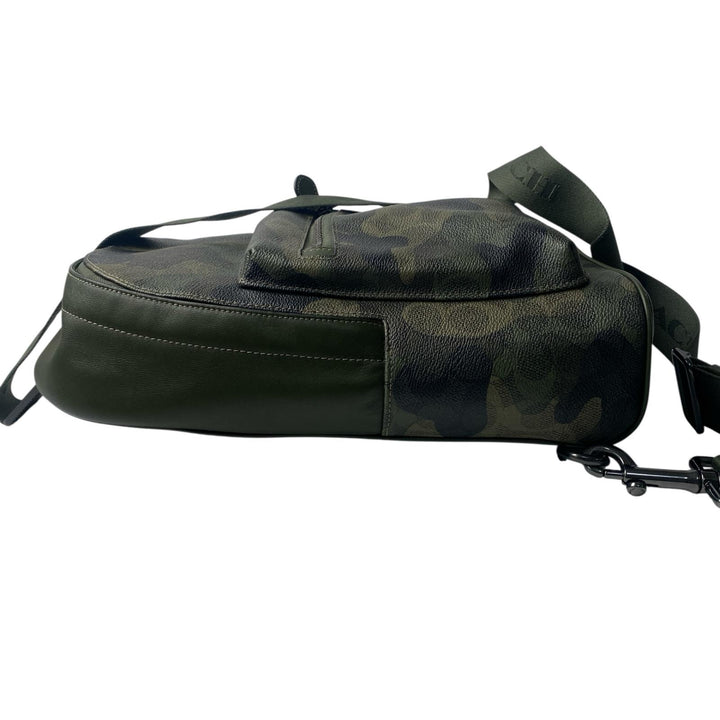 美品 コーチ coach 迷彩 カモフラ ボディバッグ 斜めがけ クロスボディ メンズ