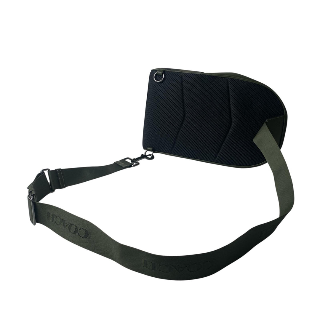 美品 コーチ coach 迷彩 カモフラ ボディバッグ 斜めがけ クロスボディ メンズ