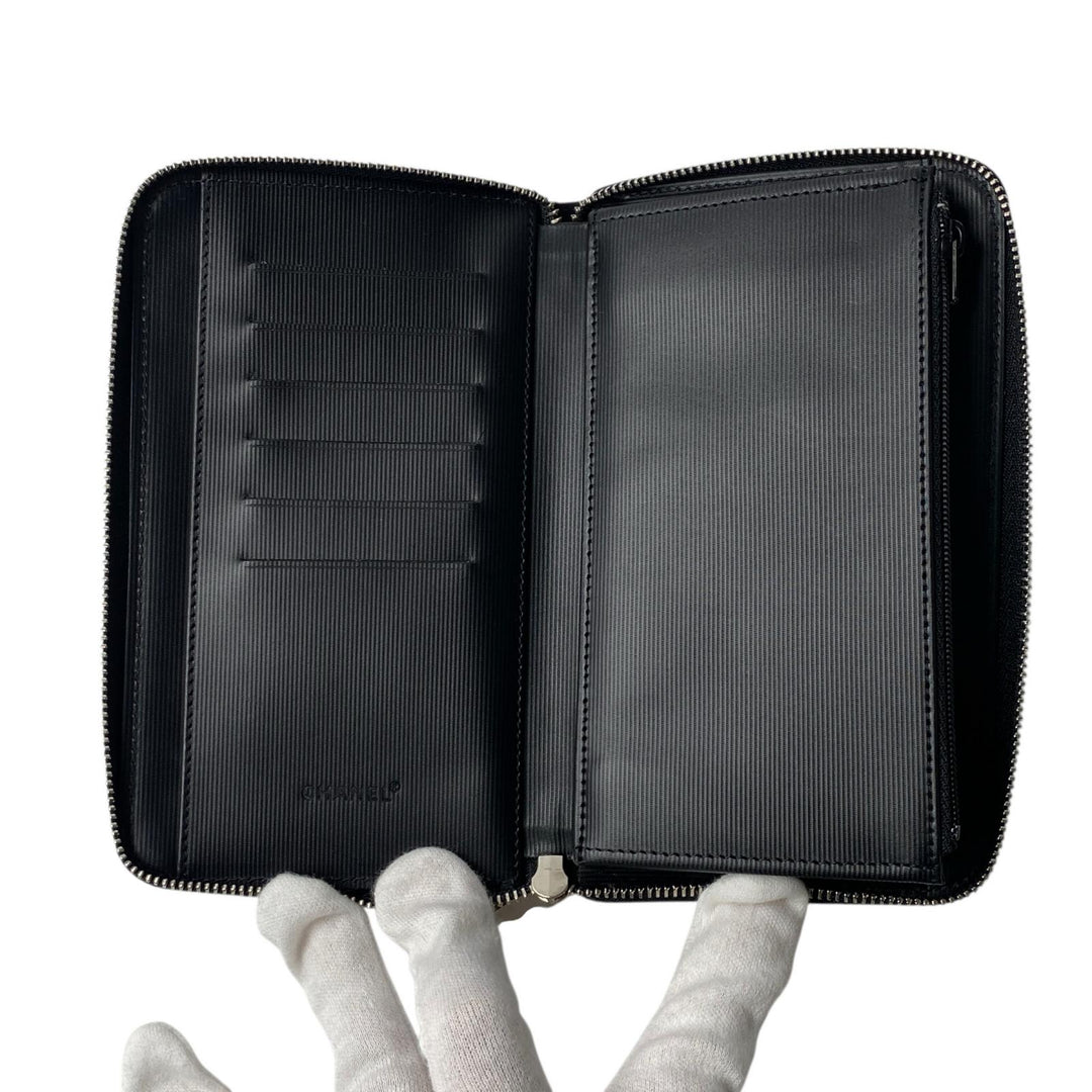 新品同様 シャネル CHANEL トラベルライン ラウンドファスナー ウォレット 5番 レディース