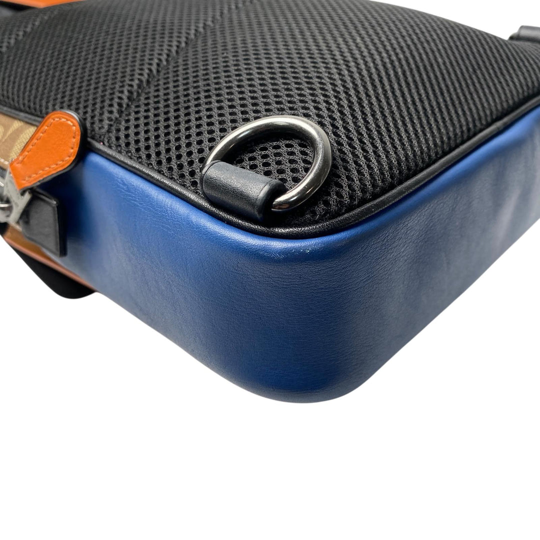 美品 コーチ coach ボディバッグ C2721 斜めがけ クロスボディ メンズ