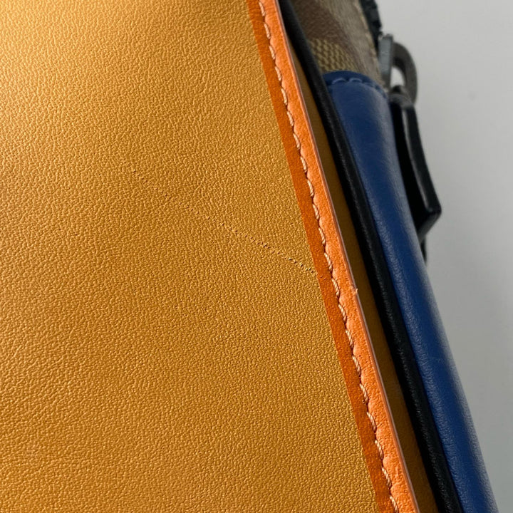 美品 コーチ coach ボディバッグ C2721 斜めがけ クロスボディ メンズ