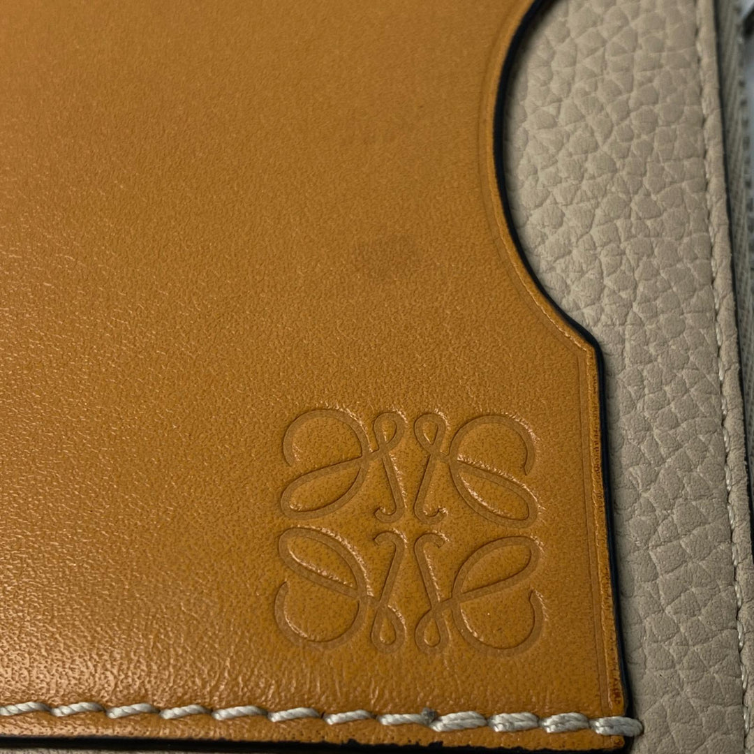 ロエベ LOEWE アナグラム コインカード ホルダー フラグメントケース レディース