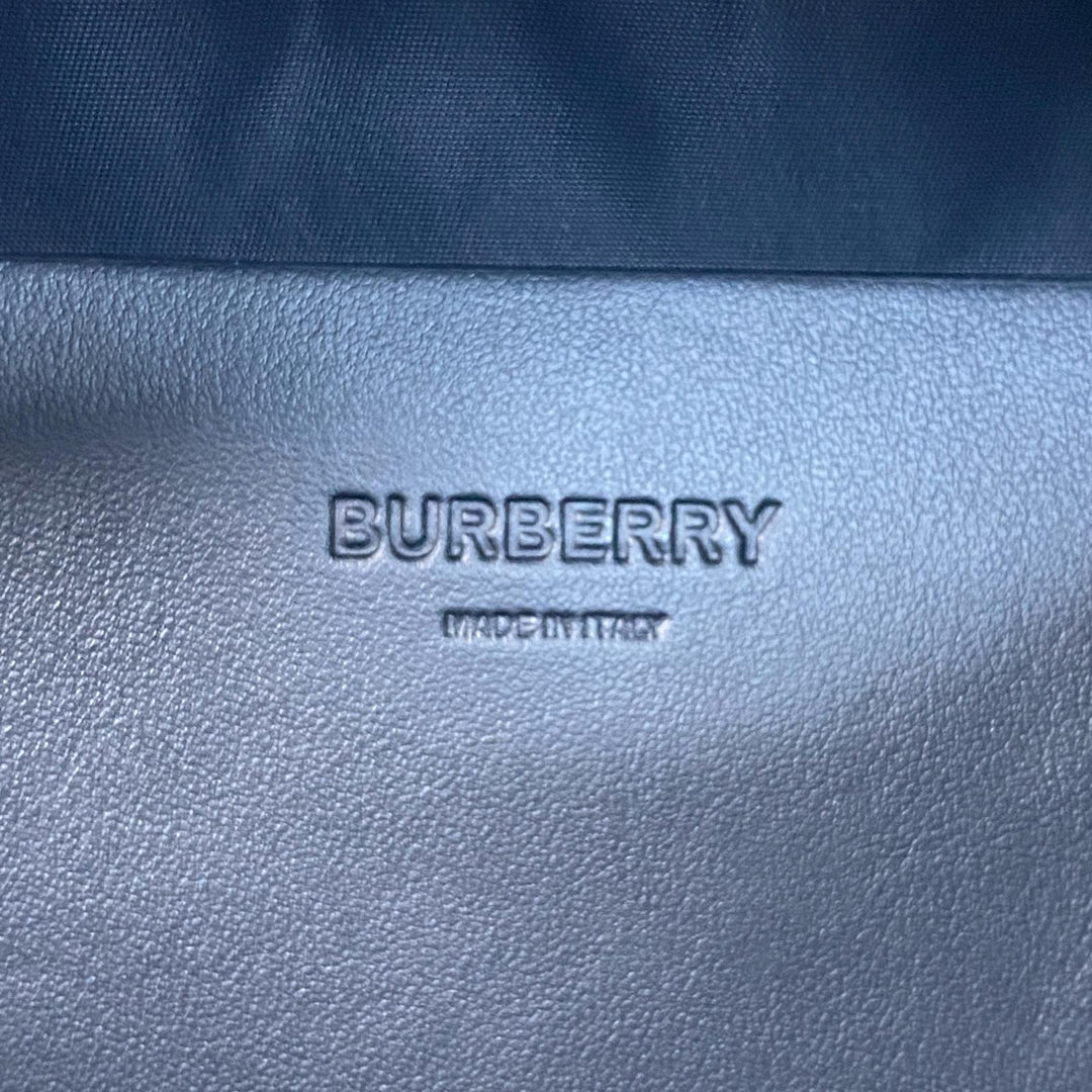 美品 バーバリー Burberry ノバチェック ボディバッグ 斜めがけ クロスボディ ユニセックス