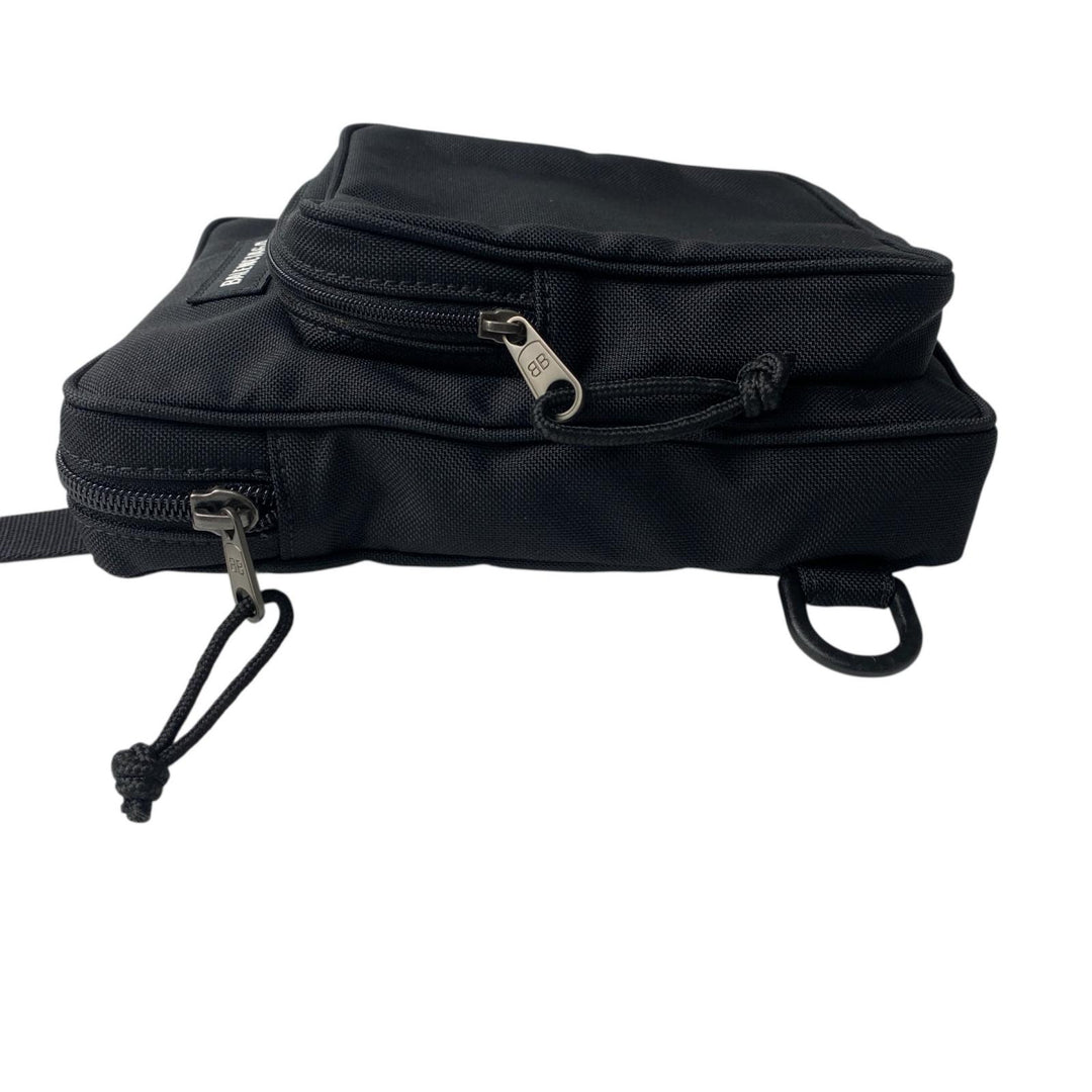美品 バレンシアガ BALENCIAGA ボディバッグ ナイロン 593651 斜めがけ クロスボディ メンズ