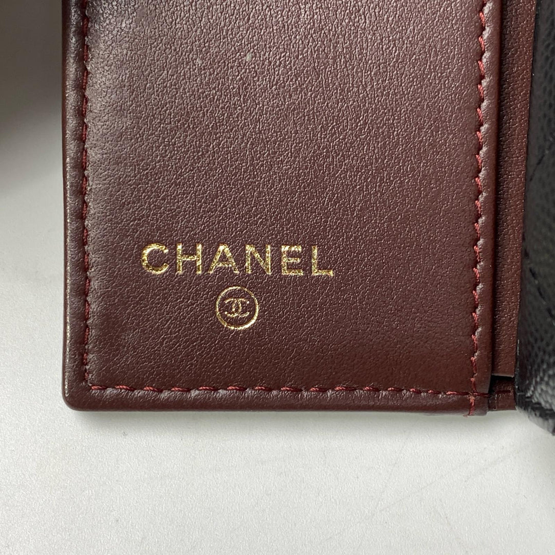 シャネル CHANEL マトラッセ クラシック スモール 28番 AP0230 三つ折り財布 レディース