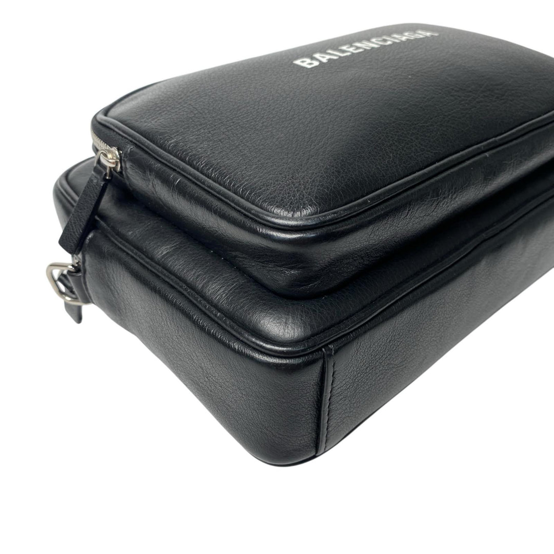 美品 バレンシアガ BALENCIAGA エブリデイ ショルダーバッグ 638414 斜めがけ クロスボディ レディース