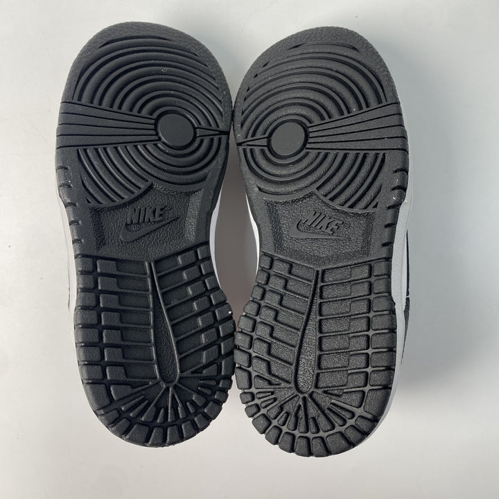 新品 ナイキ NIKE キッズ CW1589-100 15cm スニーカー