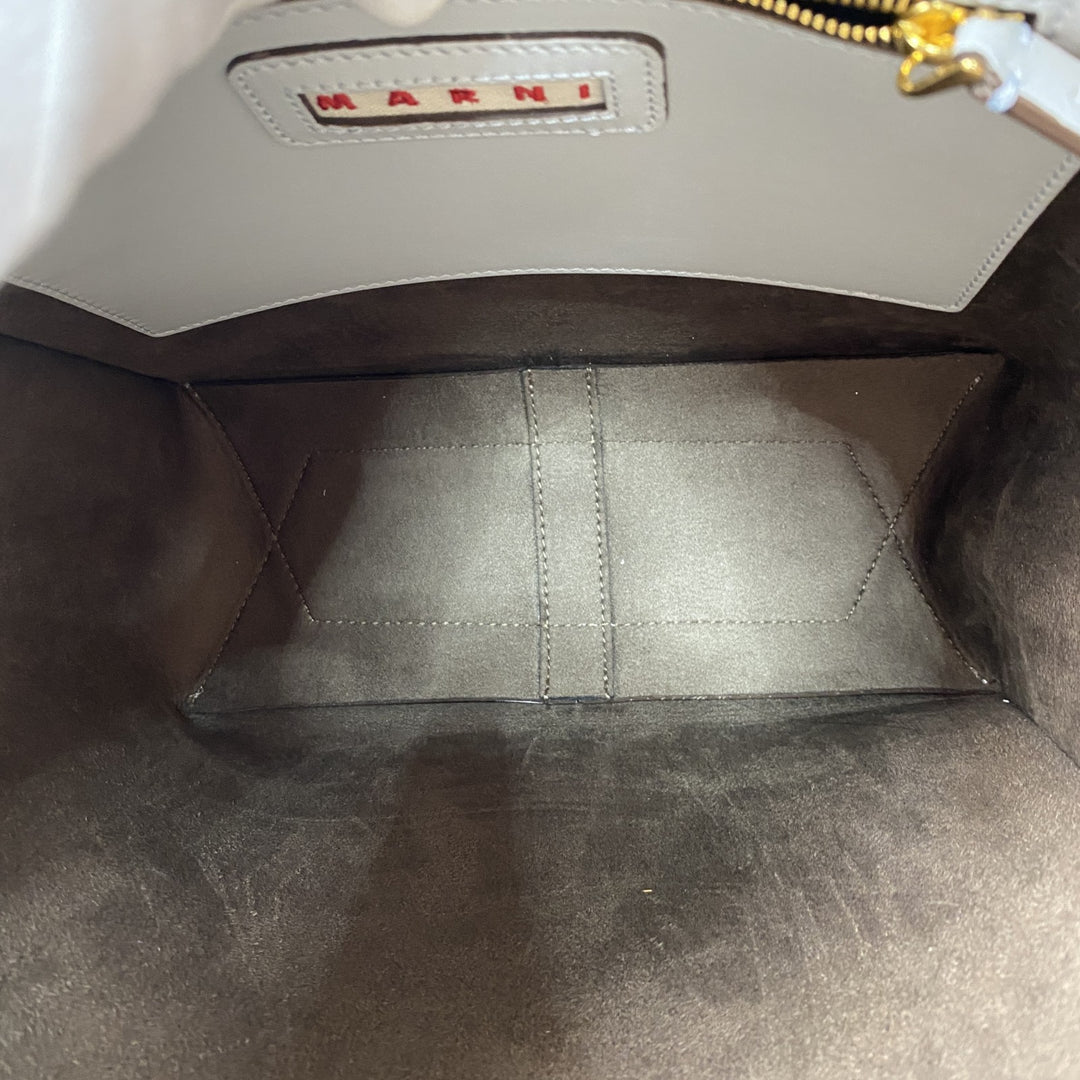 現行モデル 定価27万 マルニ MARNI レディース ミュゼオ ホーボー ショルダーバッグ トートバッグ レザー 肩がけ