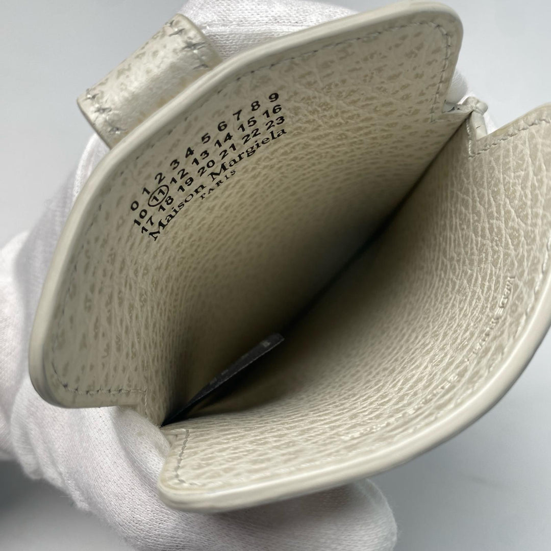 メゾンマルジェラ Maison Margiela レザー フォンポーチ 斜めがけ クロスボディ レディース
