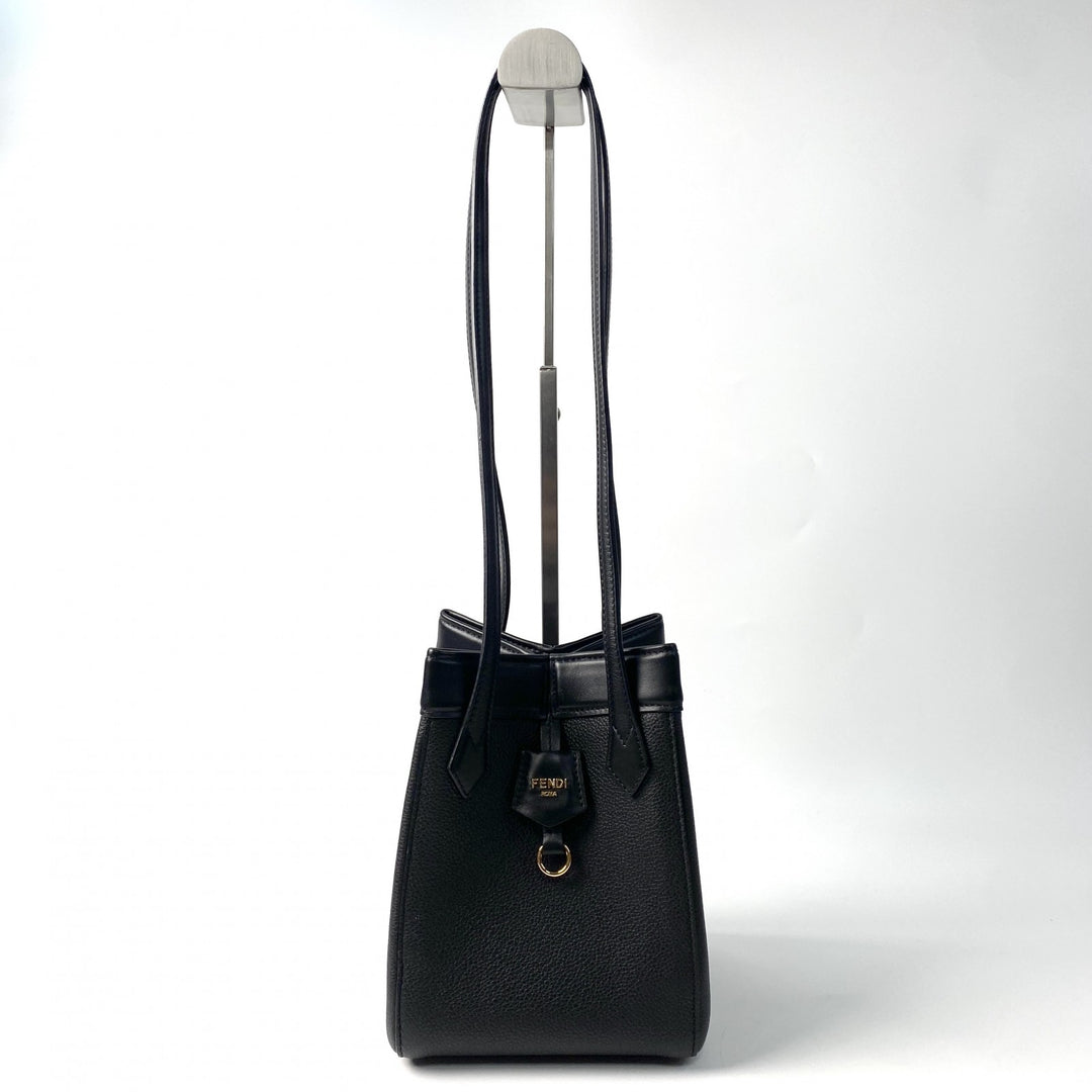 美品 フェンディ FENDI レディース オリガミ ショルダーバッグ 8BS083