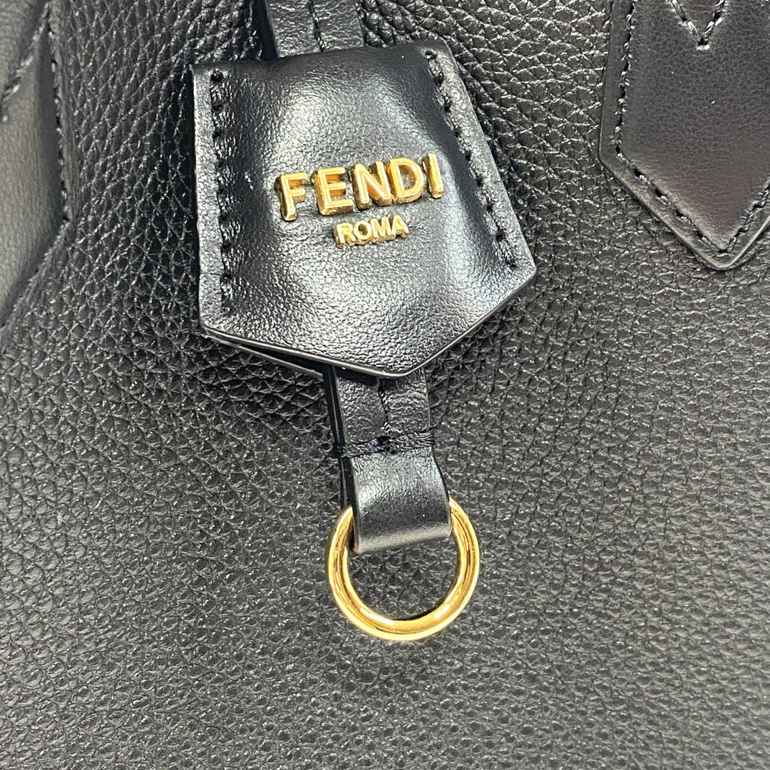 美品 フェンディ FENDI レディース オリガミ ショルダーバッグ 8BS083