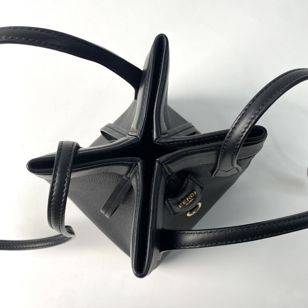 美品 フェンディ FENDI レディース オリガミ ショルダーバッグ 8BS083