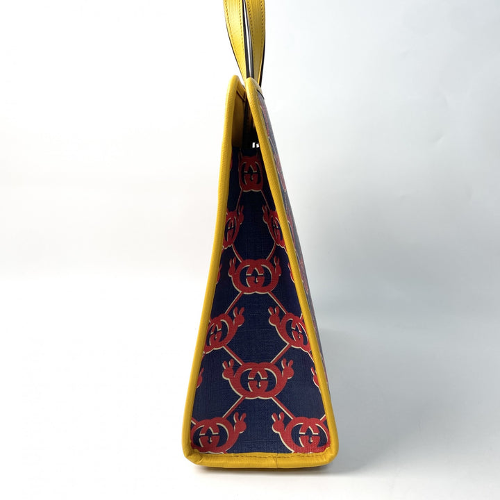 新品 タグあり グッチ GUCCI レディース GGスプリーム ロゴマーク ハンドバッグ 605614