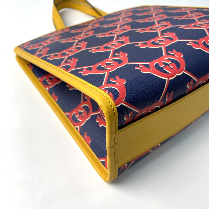 新品 タグあり グッチ GUCCI レディース GGスプリーム ロゴマーク ハンドバッグ 605614