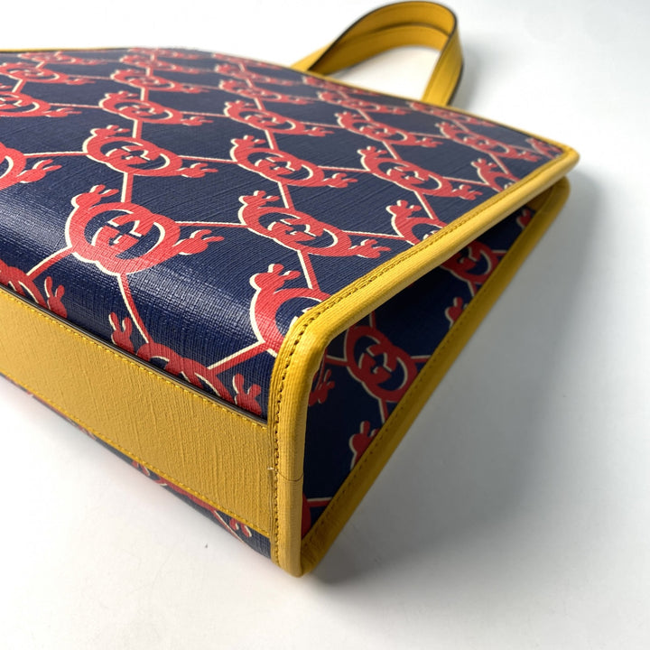 新品 タグあり グッチ GUCCI レディース GGスプリーム ロゴマーク ハンドバッグ 605614