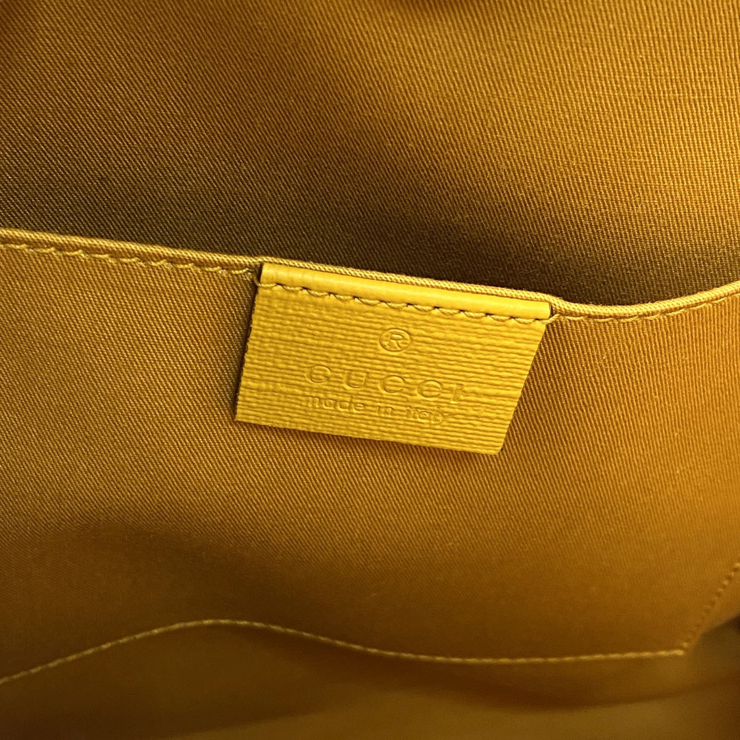 新品 タグあり グッチ GUCCI レディース GGスプリーム ロゴマーク ハンドバッグ 605614