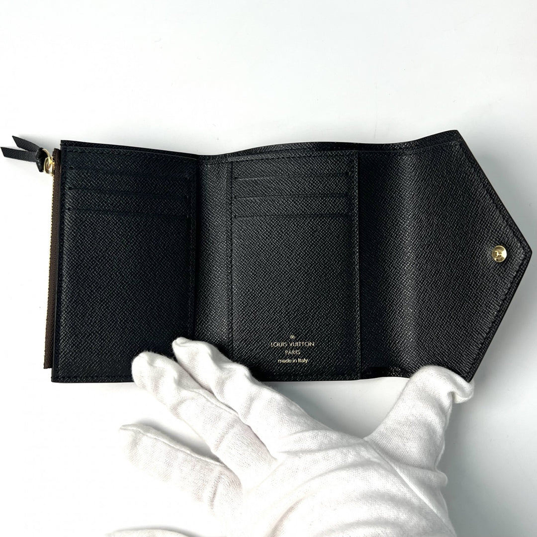 美品 ルイヴィトン LOUIS VUITTON レディース ポルトフォイユ ヴィクトリーヌ 三つ折り財布 M81557 IC