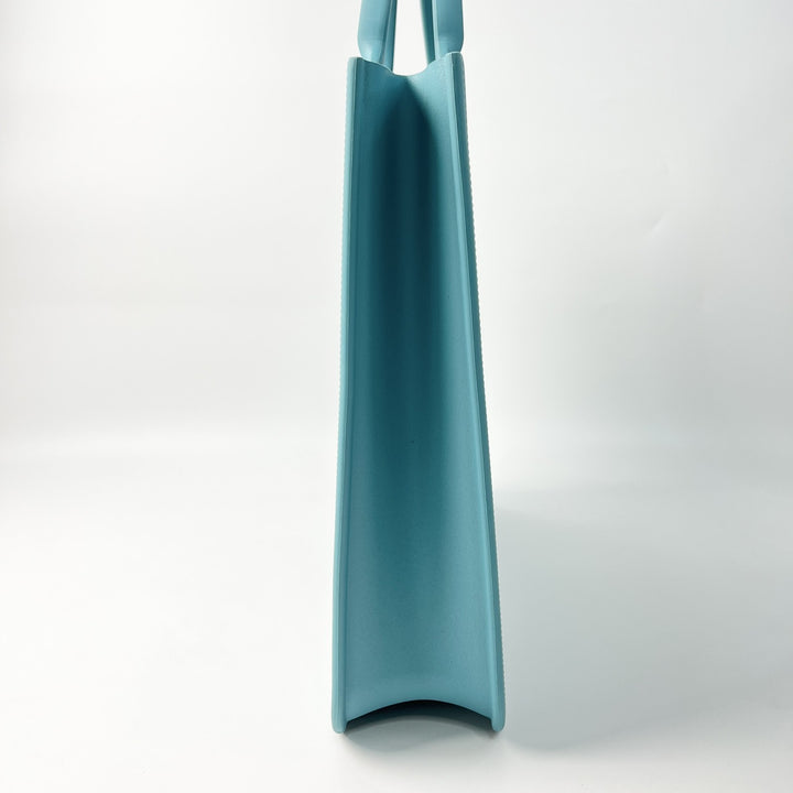 新品 グッチ GUCCI レディース ハンドバッグ 679365 パンチングロゴ