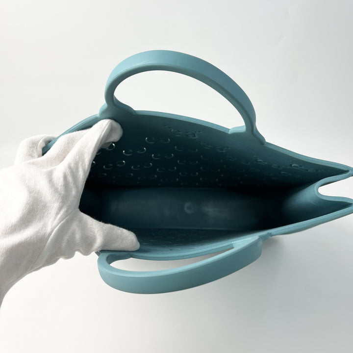 新品 グッチ GUCCI レディース ハンドバッグ 679365 パンチングロゴ