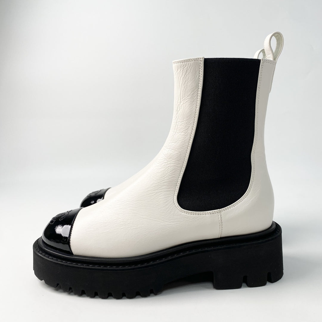 未使用 シャネル CHANEL レディース サイドゴア ショートブーツ 35C レザー パテント G38218 Y55662 22cm