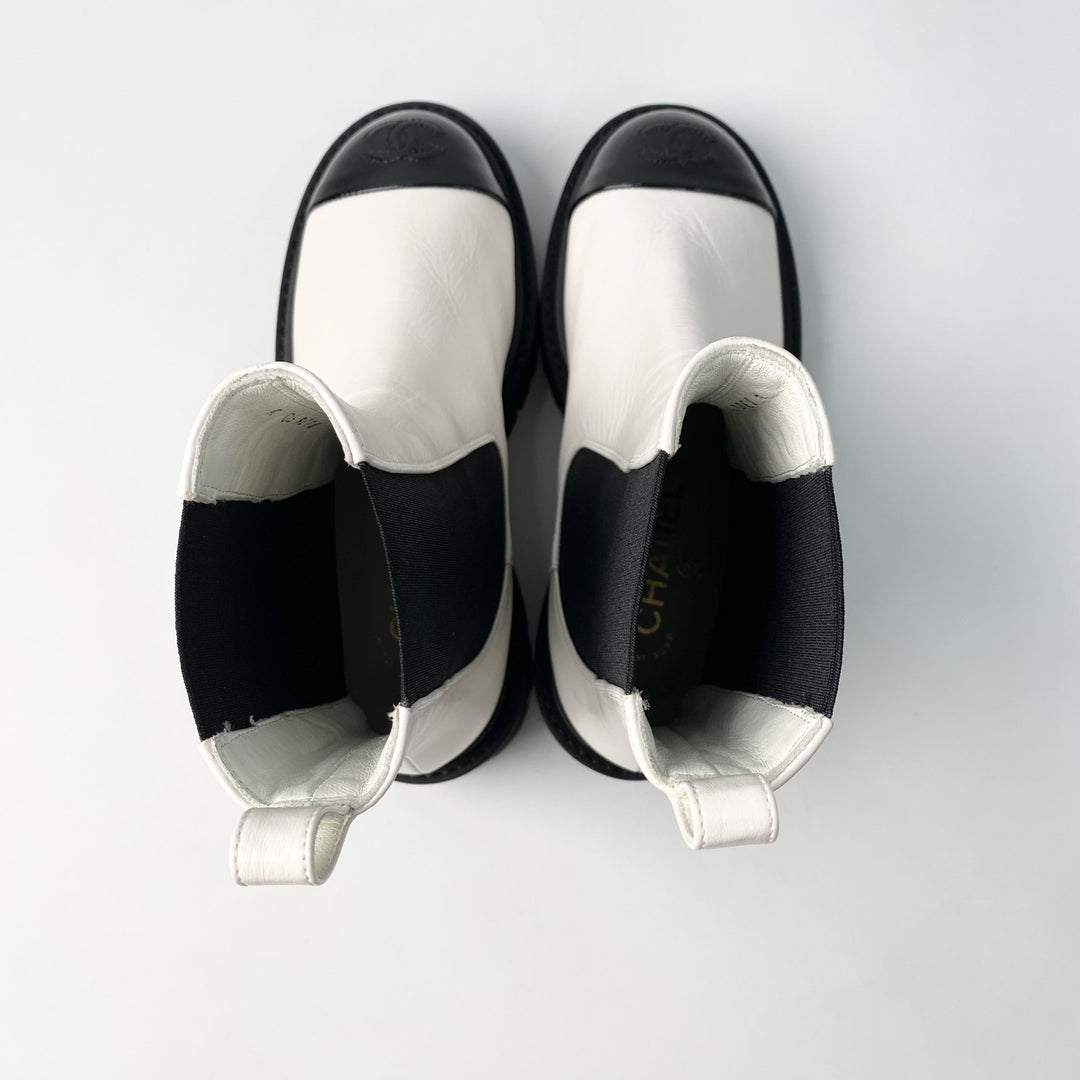 未使用 シャネル CHANEL レディース サイドゴア ショートブーツ 35C レザー パテント G38218 Y55662 22cm