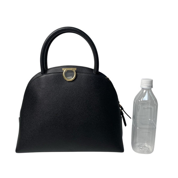 新品同様 フェラガモ Ferragamo ガンチーニ 2way ショルダーバッグ ハンドバッグ レザー ブラック 斜めがけ クロスボディ レディース