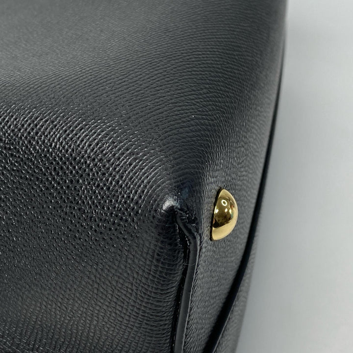 新品同様 フェラガモ Ferragamo ガンチーニ 2way ショルダーバッグ ハンドバッグ レザー ブラック 斜めがけ クロスボディ レディース