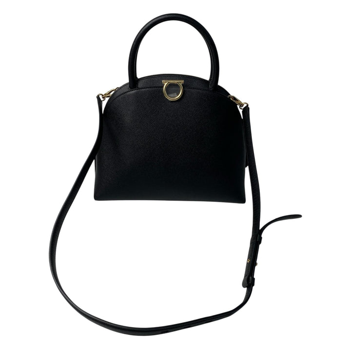 新品同様 フェラガモ Ferragamo ガンチーニ 2way ショルダーバッグ ハンドバッグ レザー ブラック 斜めがけ クロスボディ レディース