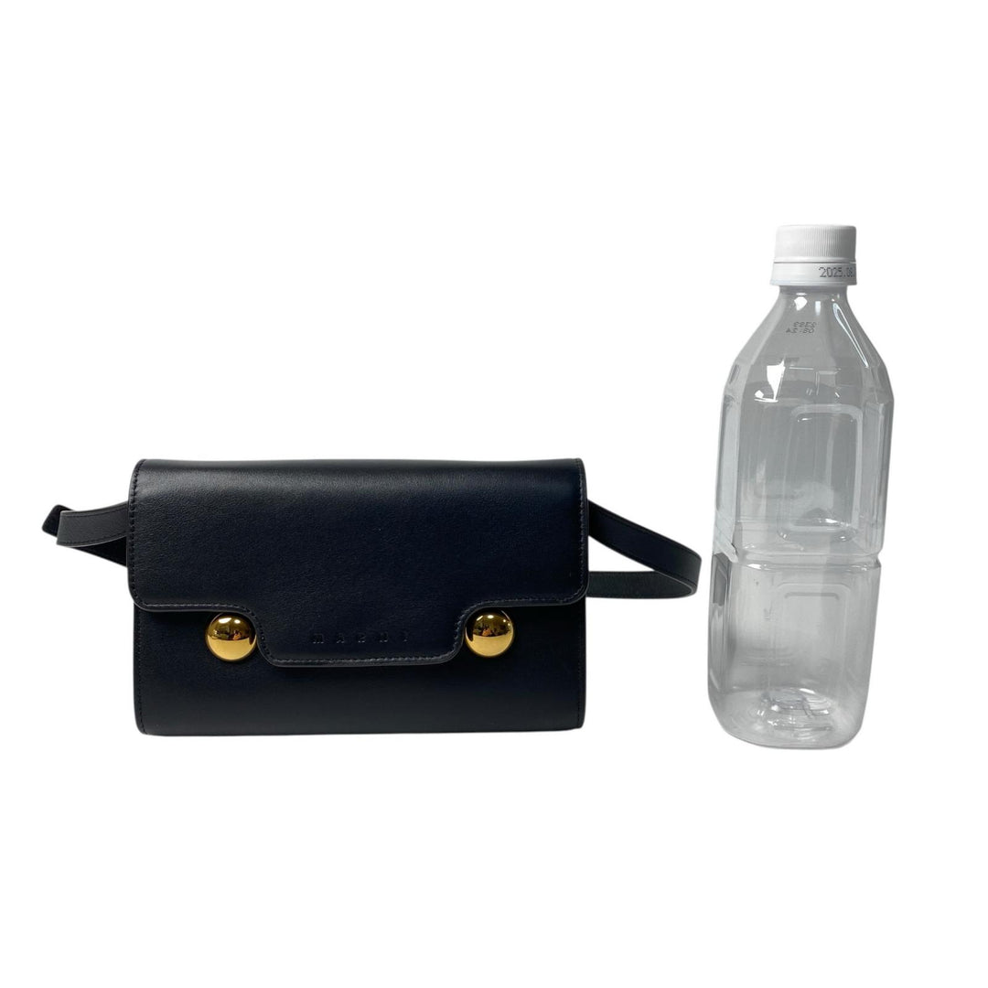 新品同様 マルニ MARNI トランカルー ショルダーバッグ ブラック 斜めがけ クロスボディ レディース