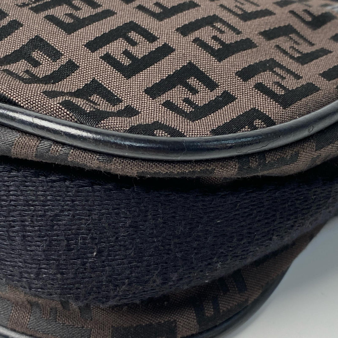 フェンディ FENDI ズッキーノ ショルダーバッグ 斜めがけ クロスボディ レディース