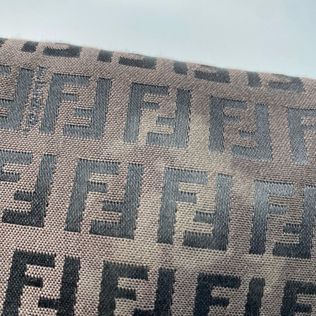 フェンディ FENDI ズッキーノ ショルダーバッグ 斜めがけ クロスボディ レディース
