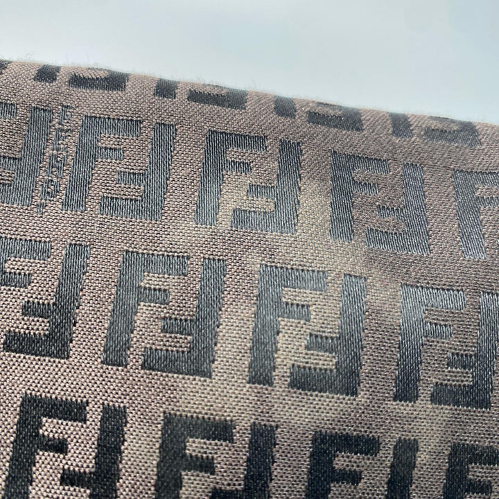 フェンディ FENDI ズッキーノ ショルダーバッグ 斜めがけ クロスボディ レディース