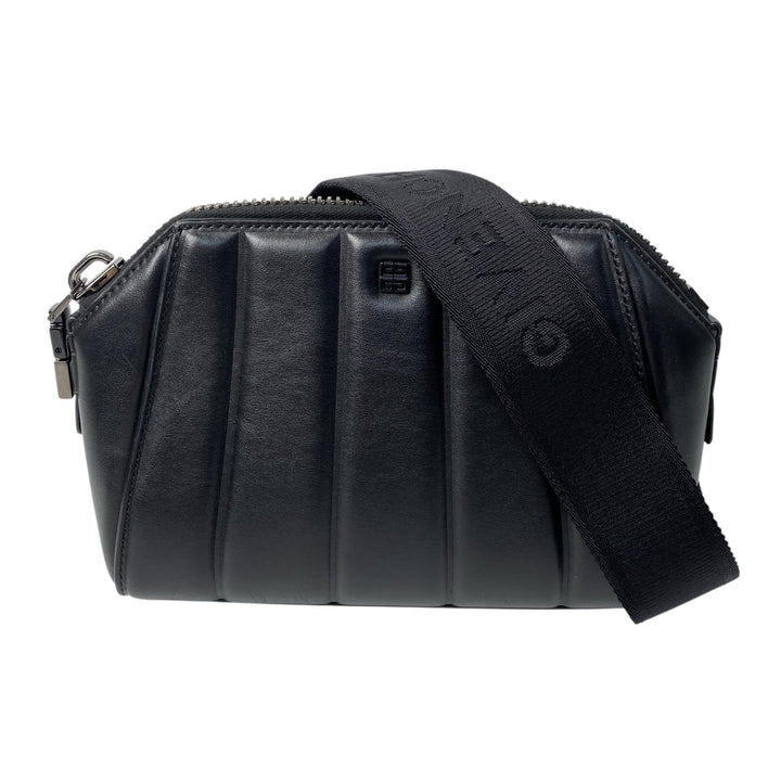 ジバンシィ GIVENCHY アンティゴナU ショルダーバッグ ボディバッグ レザー ブラック 斜めがけ クロスボディ メンズ