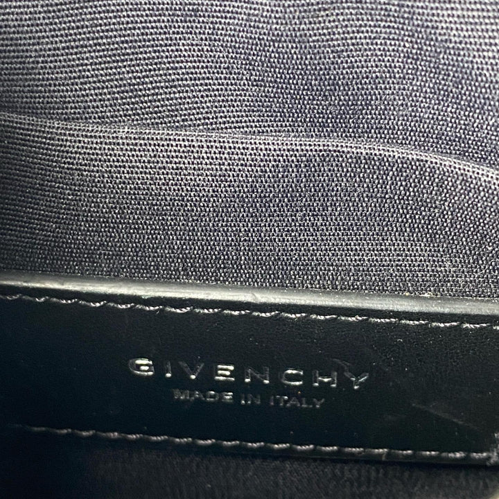 ジバンシィ GIVENCHY アンティゴナU ショルダーバッグ ボディバッグ レザー ブラック 斜めがけ クロスボディ メンズ