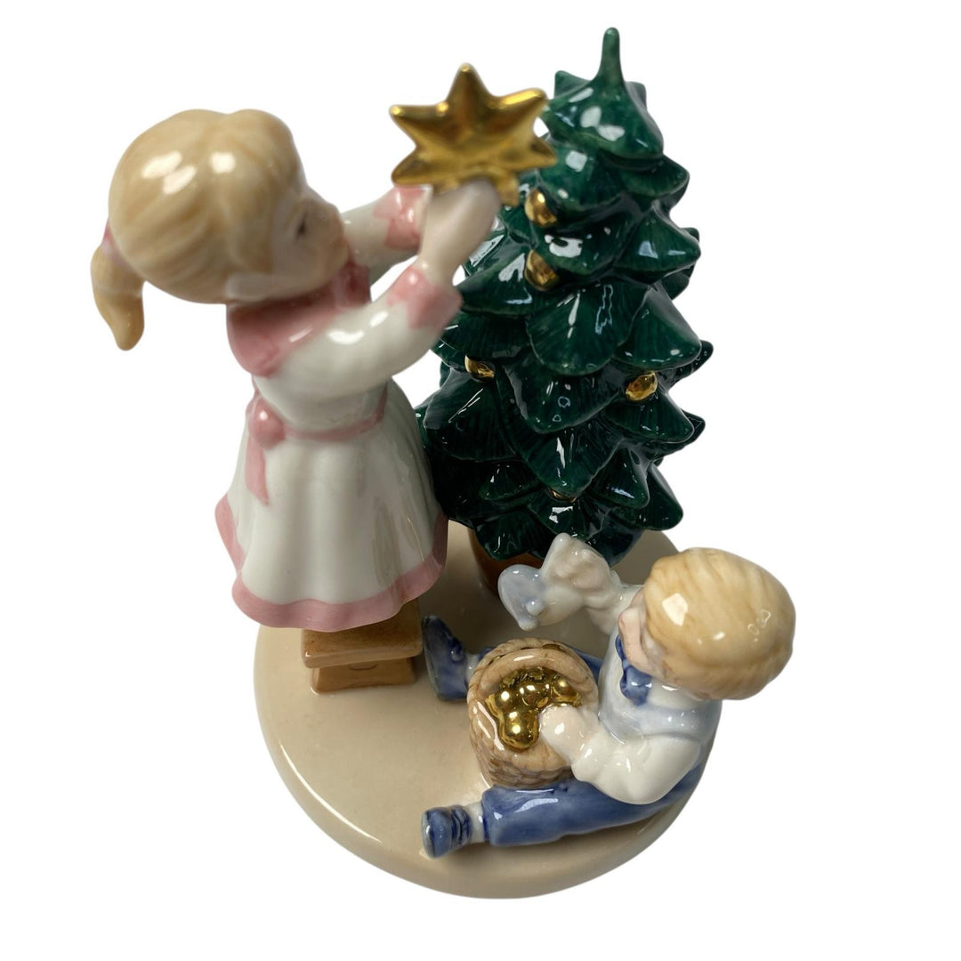 ロイヤルコペンハーゲン Royal Copenhagen オブジェクララ＆ペーター クリスマスフィギュリン ツリー