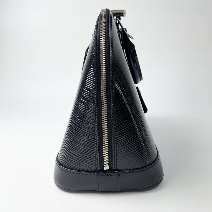 美品 ルイヴィトン LOUIS VUITTONレディース エピ アルマ PM ショルダーバッグ ハンドバッグ 2way M4032N/SN3183 斜めがけ クロスボディ