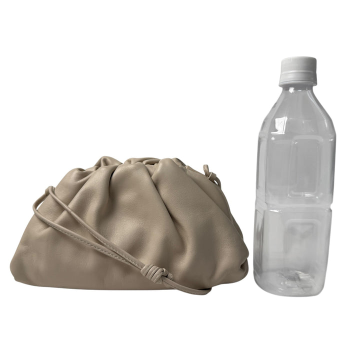 美品 ボッテガヴェネタ Bottega Veneta ミニ ザ・ポーチ ショルダーバッグ 斜めがけ クロスボディ レディース