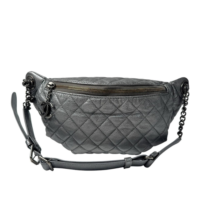 シャネル CHANEL ウエストバッグ ボディバッグ シルバー レザー 19番台 A94102 レディース