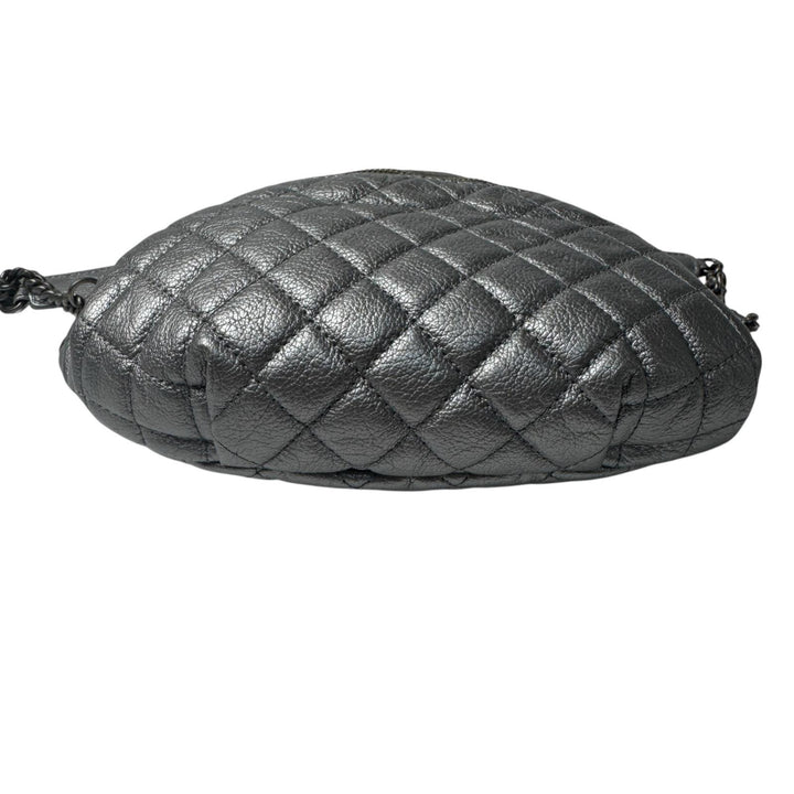シャネル CHANEL ウエストバッグ ボディバッグ シルバー レザー 19番台 A94102 レディース