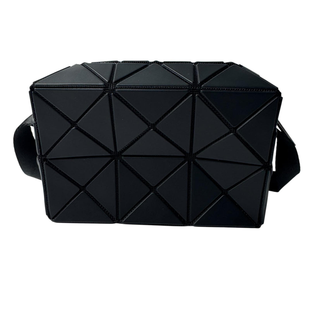 美品 イッセイミヤケ ISSEY MIYAKE バオバオ ミニ ショルダーバッグ 斜めがけ クロスボディ レディース